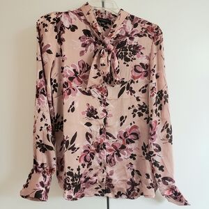 NWOT Chic Floral Women's Blouse Petite Size Small